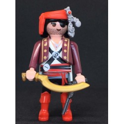 PR0142 Figura con Complementos