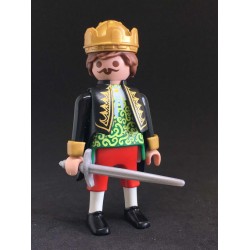 PR0173 Figura con Complementos