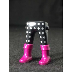 PIERNAS_0151 Pantalón Negro Topos Acero / Bota Magenta