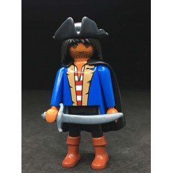 PR0354 Figura con Complementos