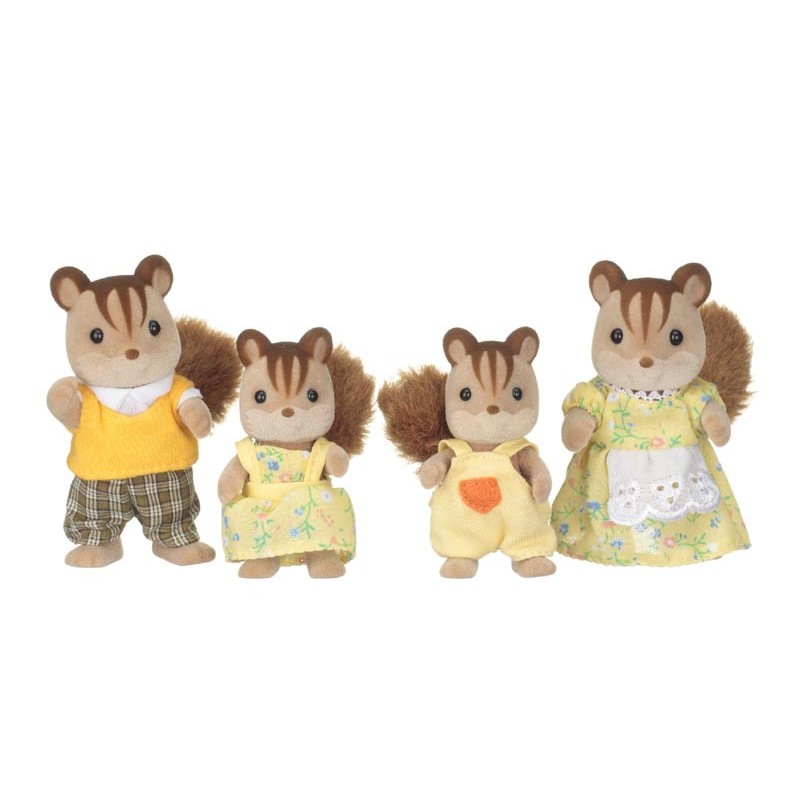 Contenido real de Sylvanian Families 4172 Familia Ardillas de la Nuez