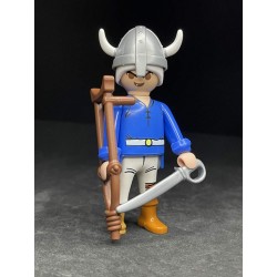 PR0406 Figura con Complementos