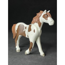 A_0681 Caballo V3 Blanco Manchas Marrones Crin Marrón