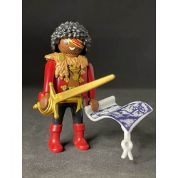 PR0419 Figura con Complementos