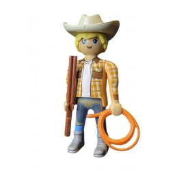 OE0261 Figura con Complementos